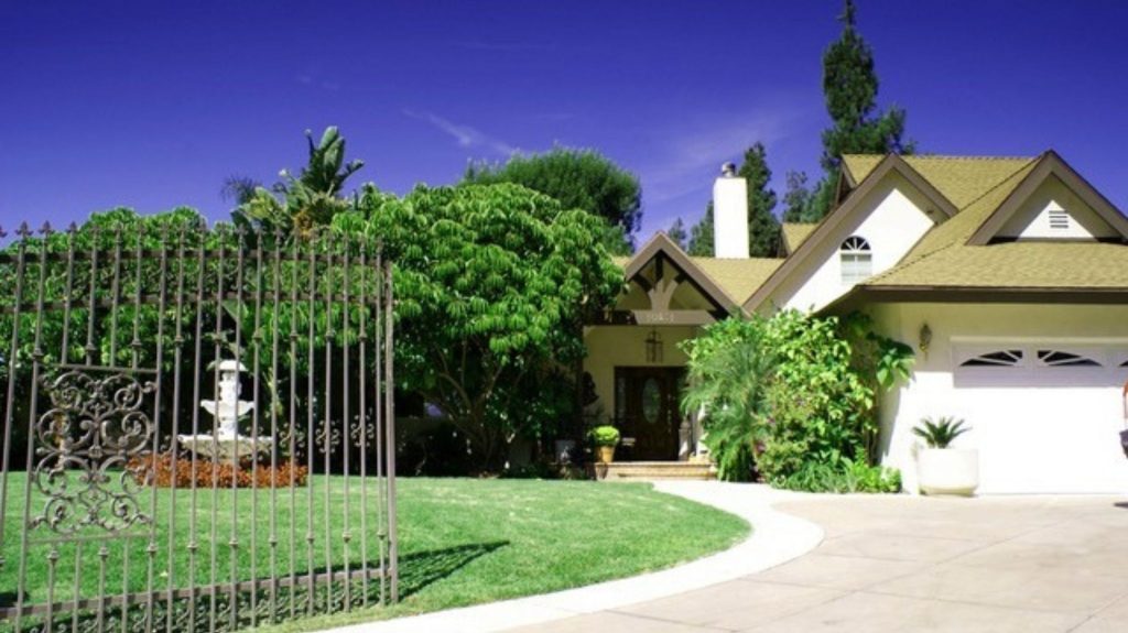 sober living for men and women