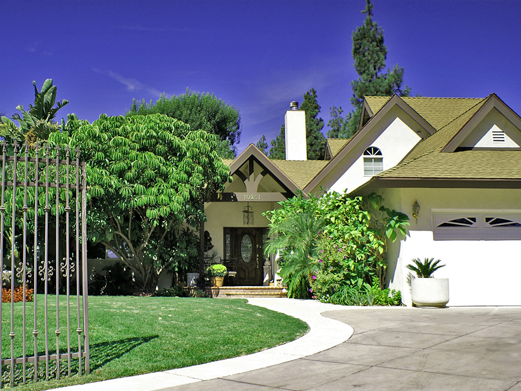 how much do sober living homes make